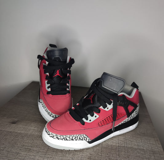 Air Jordan Legacy – Naciste para Volar, No para Encajar Talla 35.5